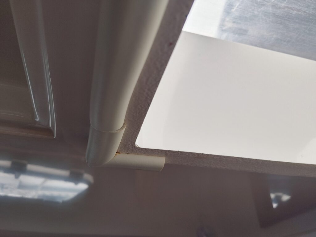 Erstes Mal auf einem Segelboot? (Teil 1) – Grundlagen, Tipps und das Leben an Bord für Anfänger 3 Kantenschutz am Niedergang